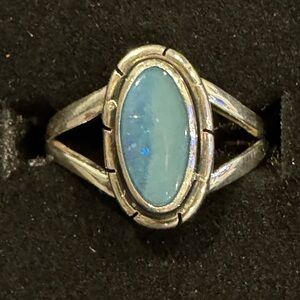 Elegant .925 Sterling Silver and Blue Australian Opal Women's Ring size 7